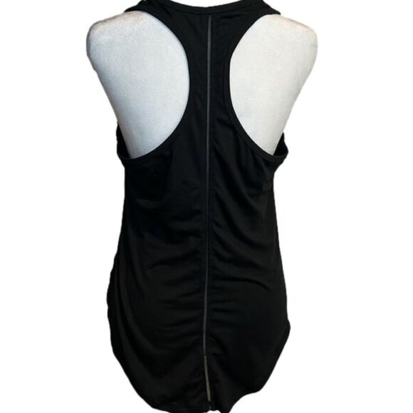 ZYIA Active soft stretch black top with mesh scoop bottom like new - M - Picture 4 of 10